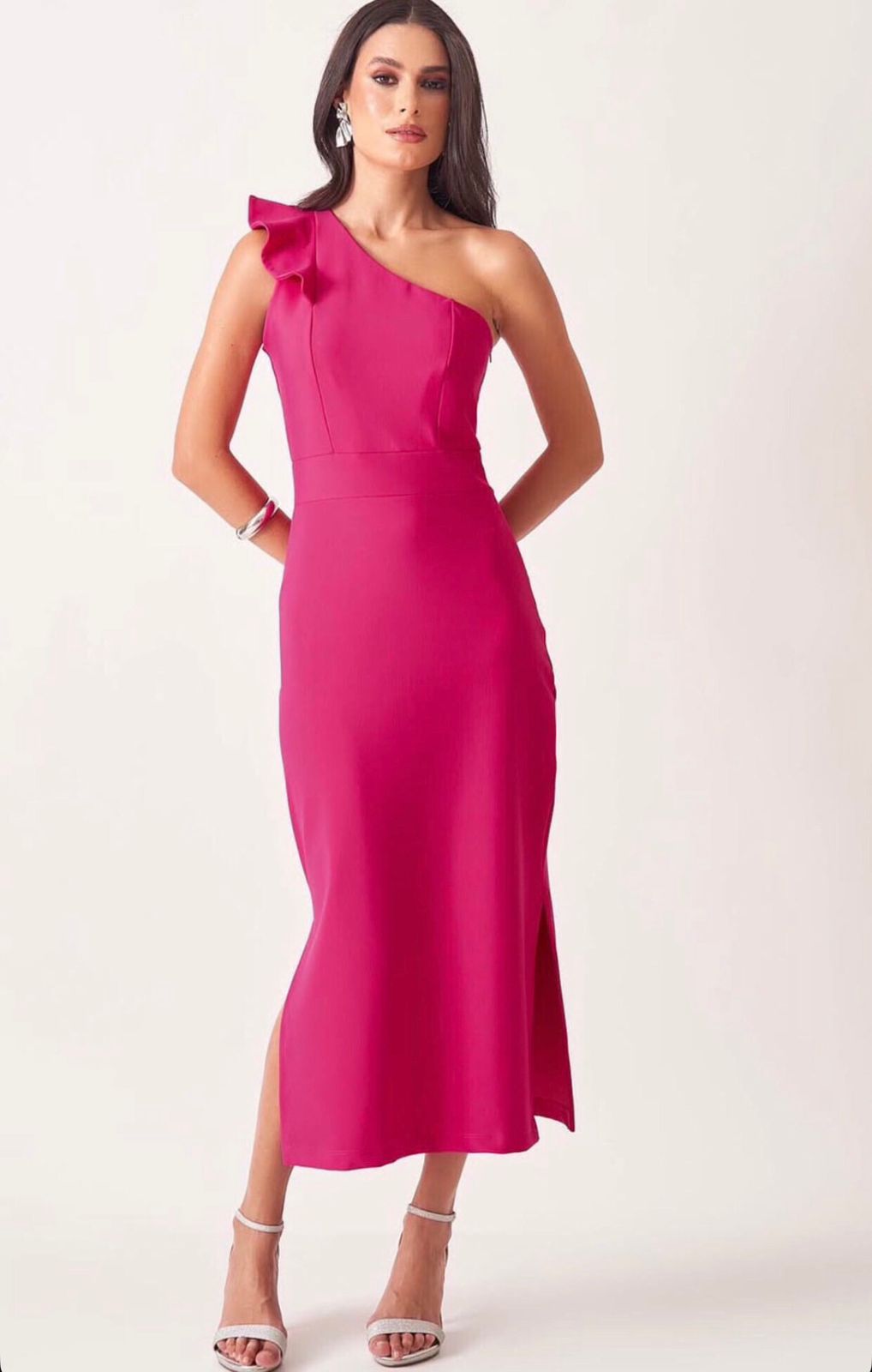 VESTIDO JUSTO COM BABADO